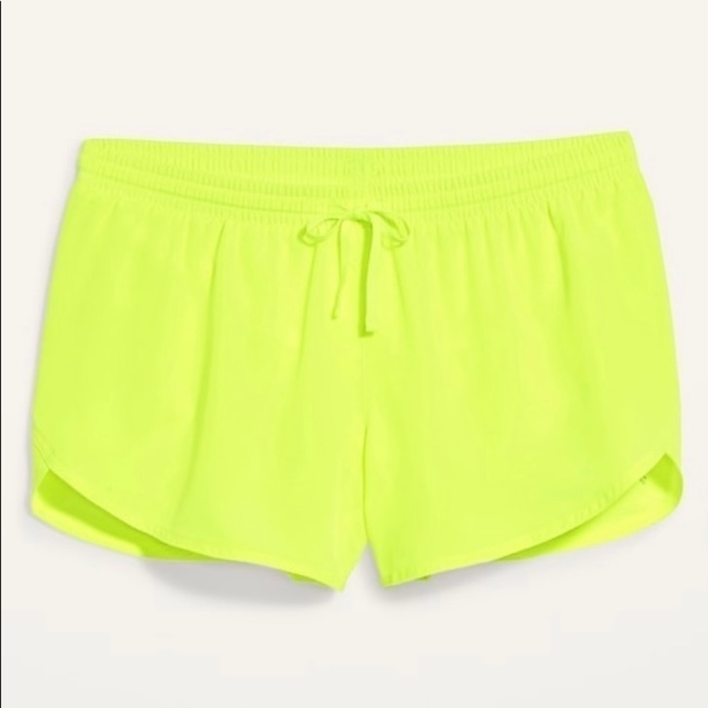 NWT Dolphin Hem, Run shorts for Women 3”inseam, size: XXL